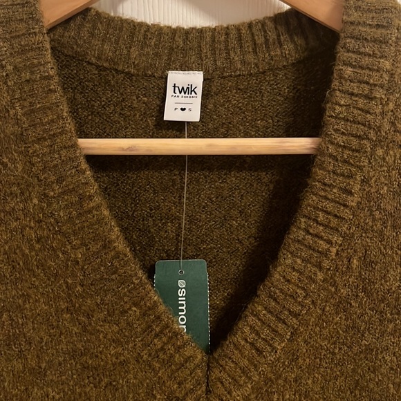 Twik (Simons) Vest - Picture 3 of 4